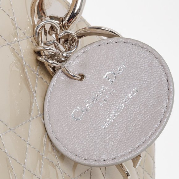 Christian Dior Large Pearl Taupe Patent Leather Lady Dior - Picture 10 of 14